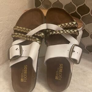 White Mountain Footbeds Sandals Sz 9-1/2